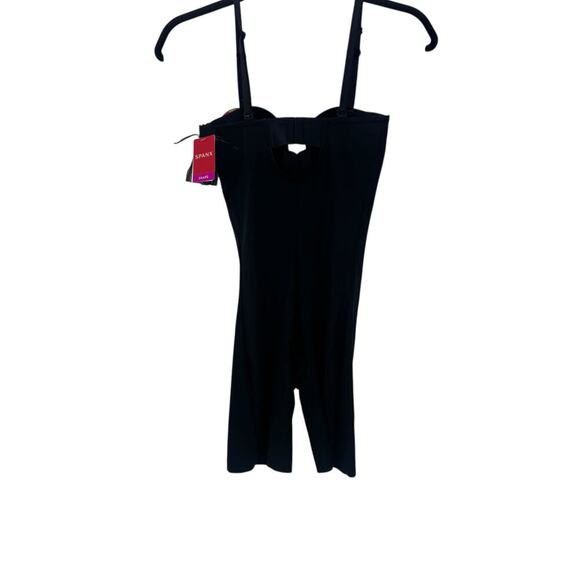 SPANX Suit Your Fancy Strapless Cupped Mid-Thigh Bodysuit Size Medium NWT - Picture 4 of 14